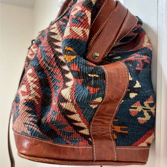 Vintage Turkish Kilim Travel Bag - Picture 11 of 14